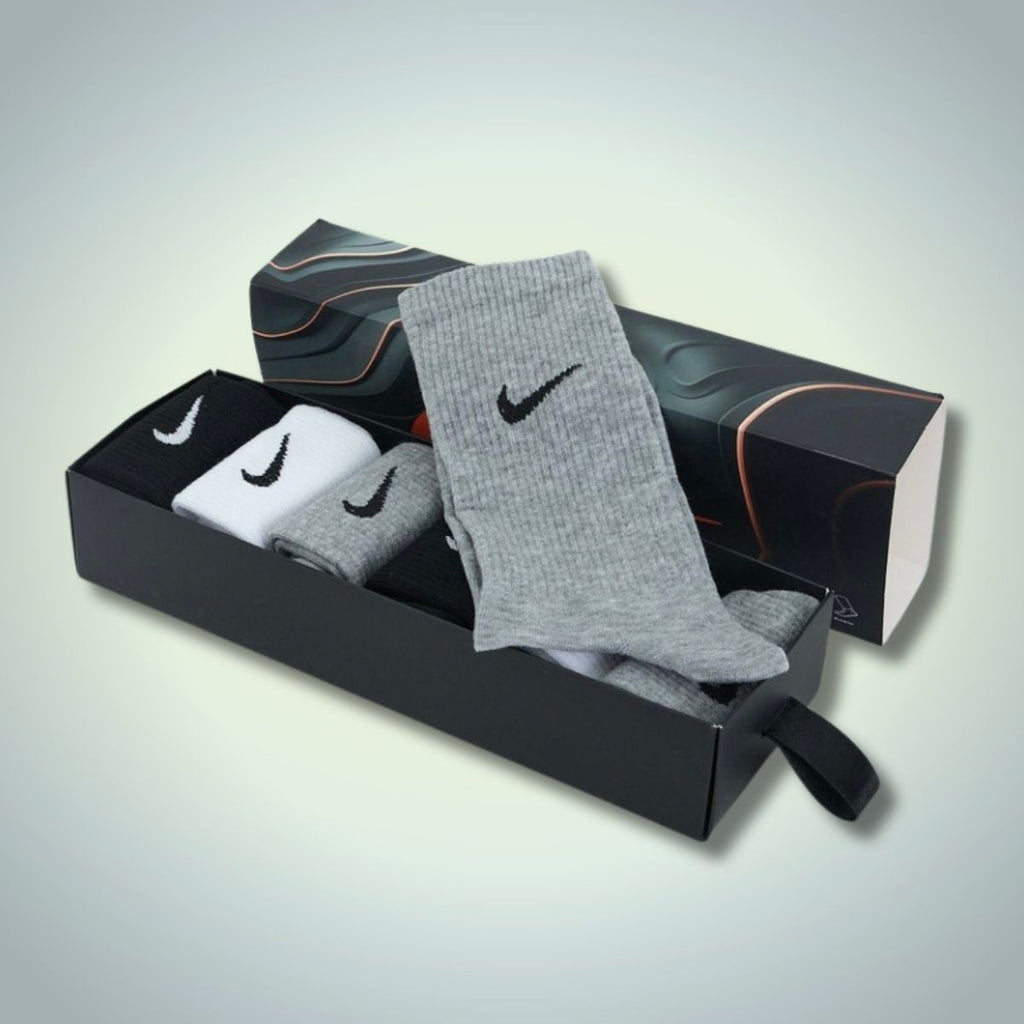 Nike Sada 6 pánských dlouhých ponožek , 40-45. Černá, šedá, bílá. Prémiová kvalita