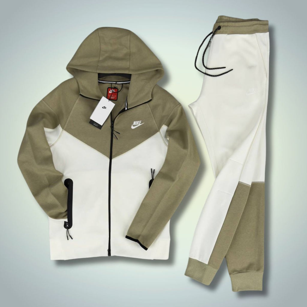 Pánská tepláková souprava Nike Tech Fleece, olivově zelená a bílá. Model 2023. Prémiová kvalita