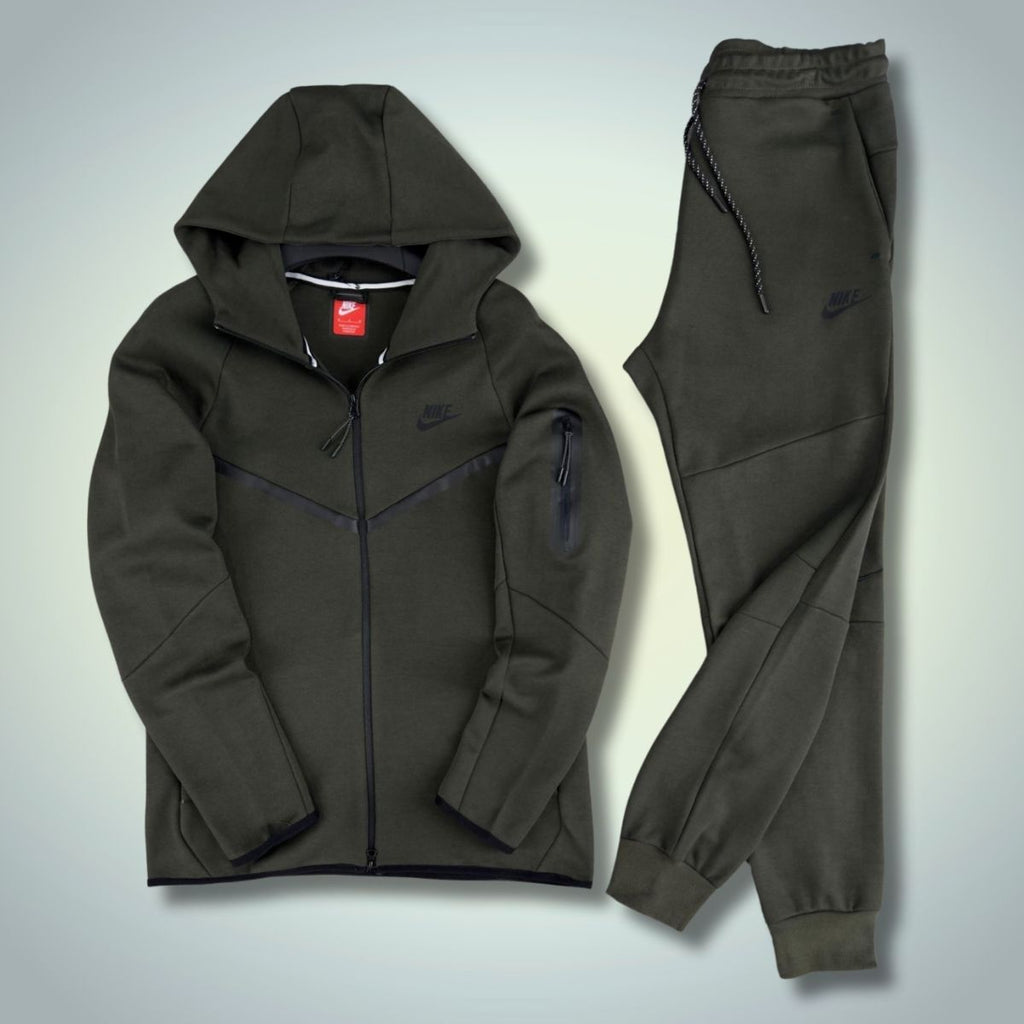 Pánská tepláková souprava Nike Tech Fleece, grafitová. Model 2024. Prémiová kvalita