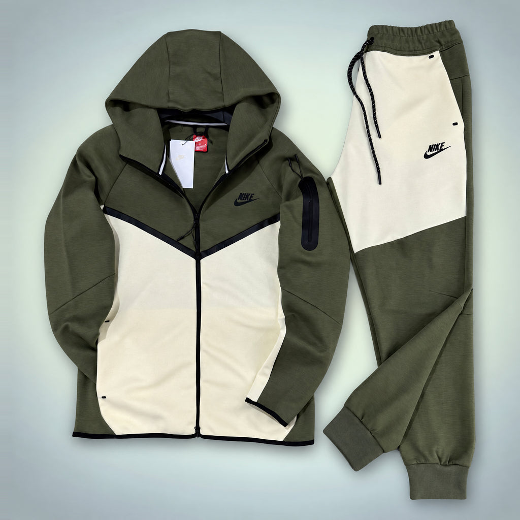 Nike Tech Fleece Pánská Tepláková souprava. Olivově zelená / Béžová