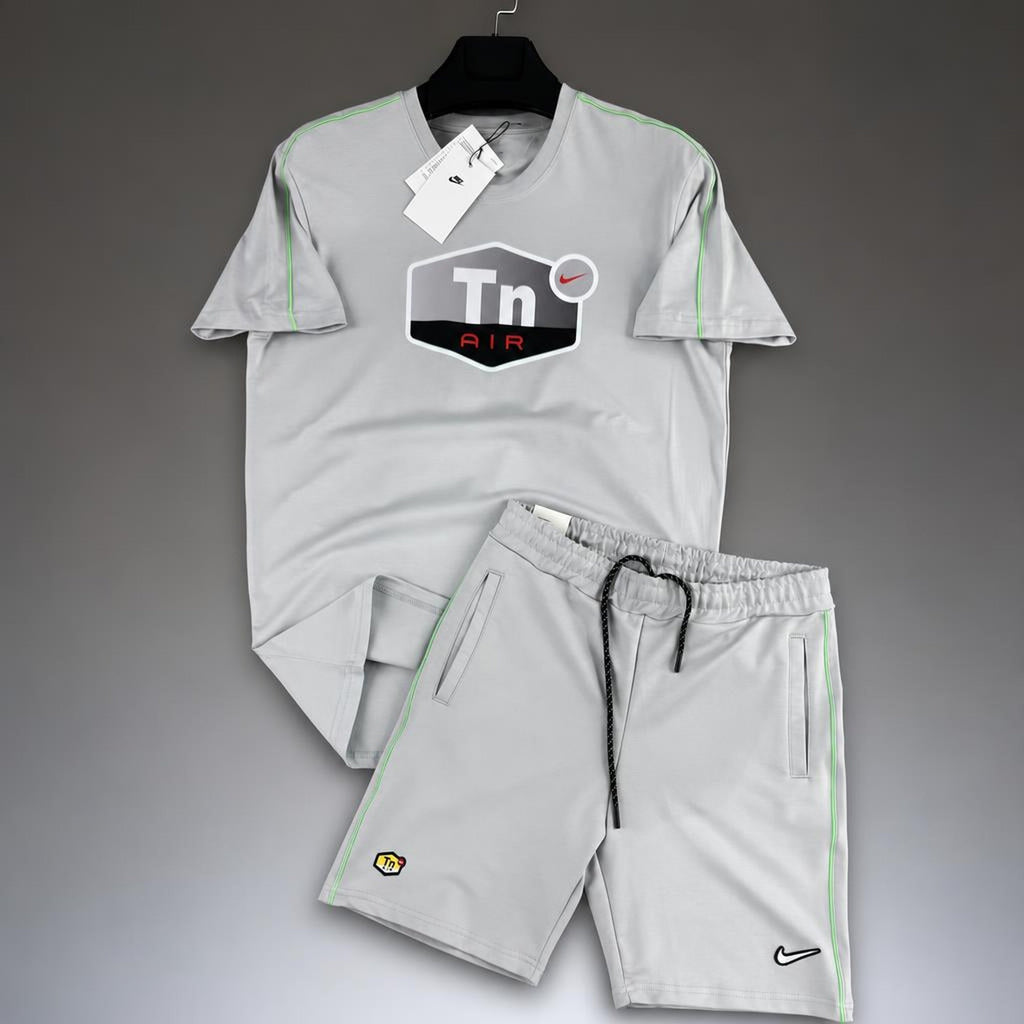 Nike TN Big Logo pánská krátká sportovní souprava, šedá. Premium kvalita