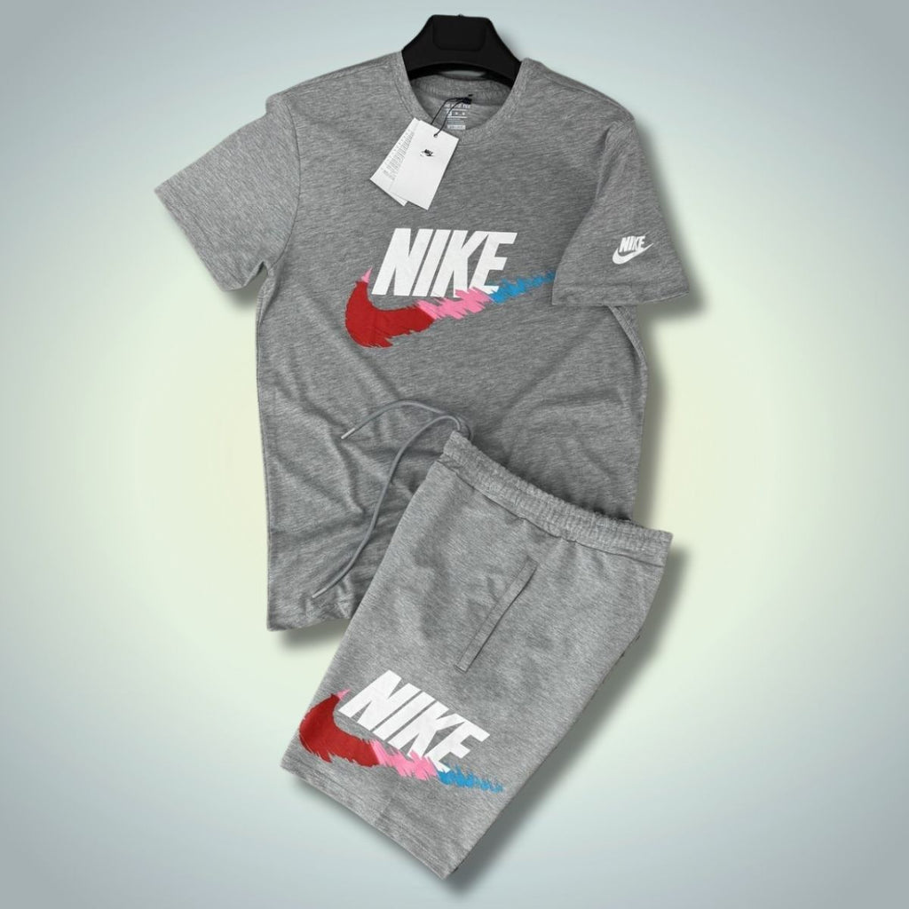 Pánská souprava Nike s kraťasy, velké klasické logo, klasická šedá. Prémiová kvalita