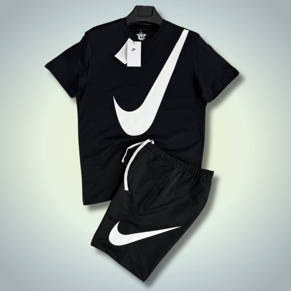 Pánská souprava Nike s kraťasy, velké logo, černá. Prémiová kvalita