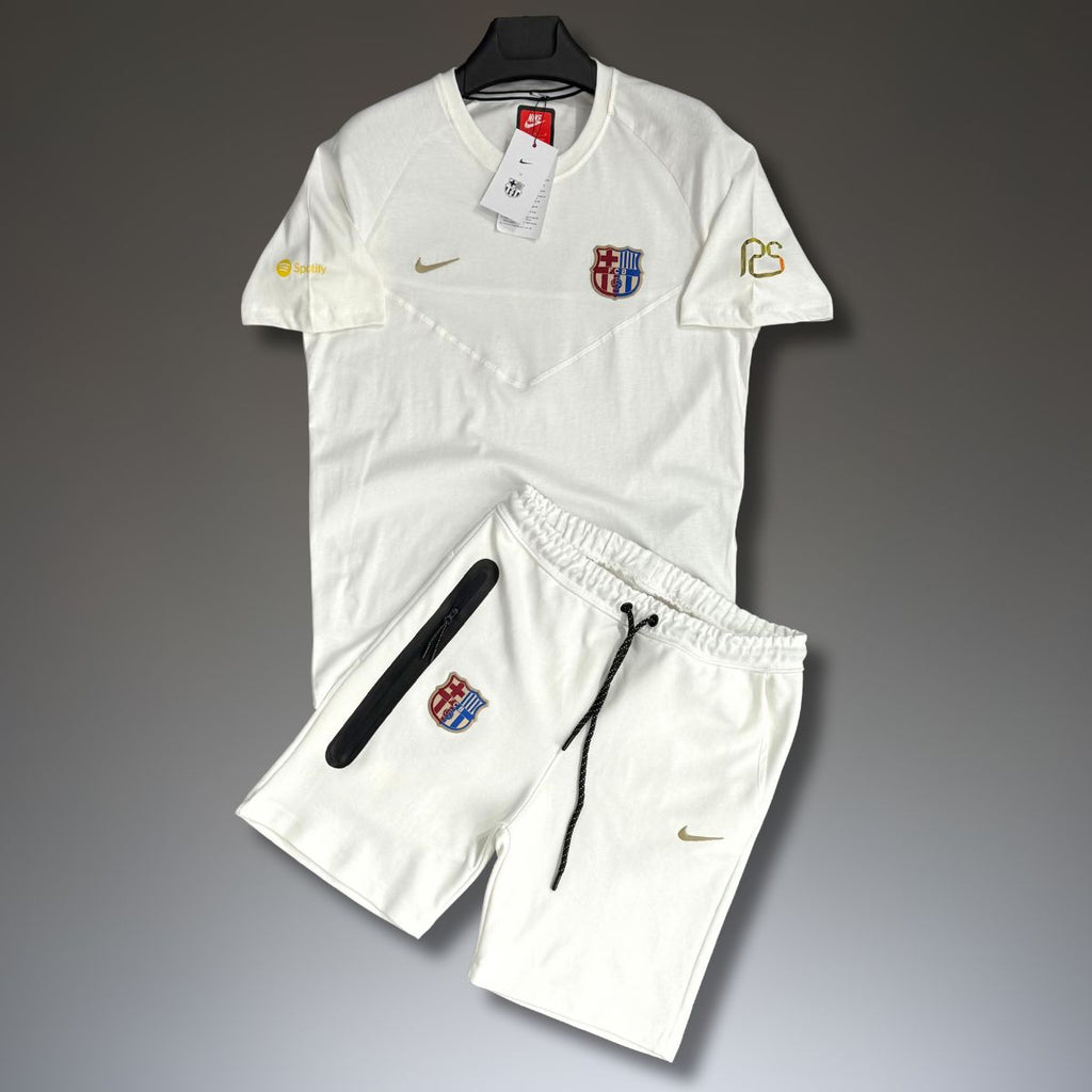 Pánská souprava Nike Barcelona Tech Fleece s kraťasy, bílá. Prémiová kvalita