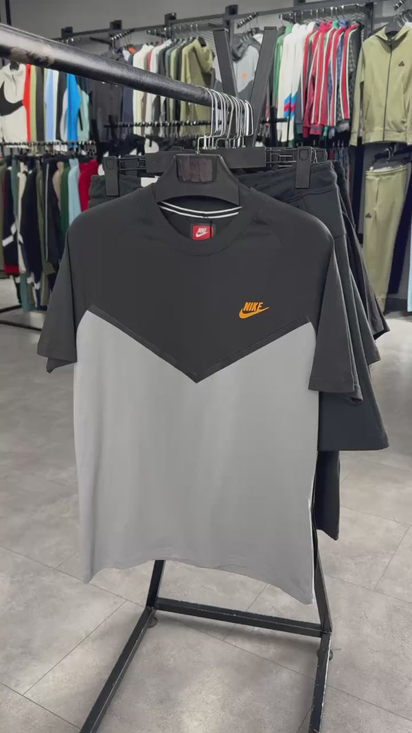 Pánská souprava Nike Tech Fleece s kraťasy, černá - klasická šedá. Prémiová kvalita