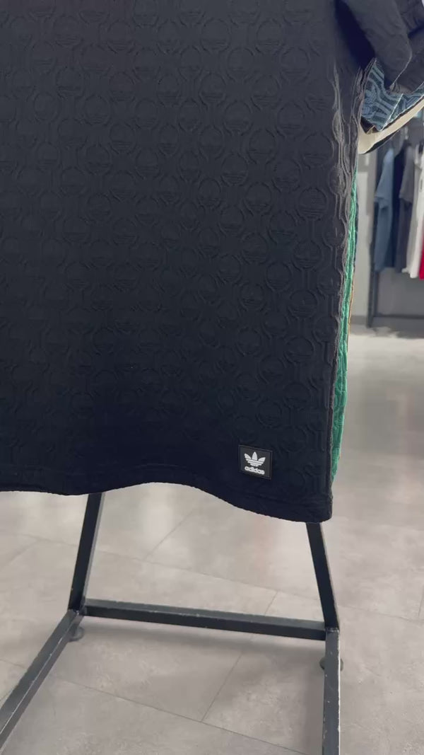 Adidas pánská souprava s kraťasy, vzor s logem, modrá. Prémiová kvalita